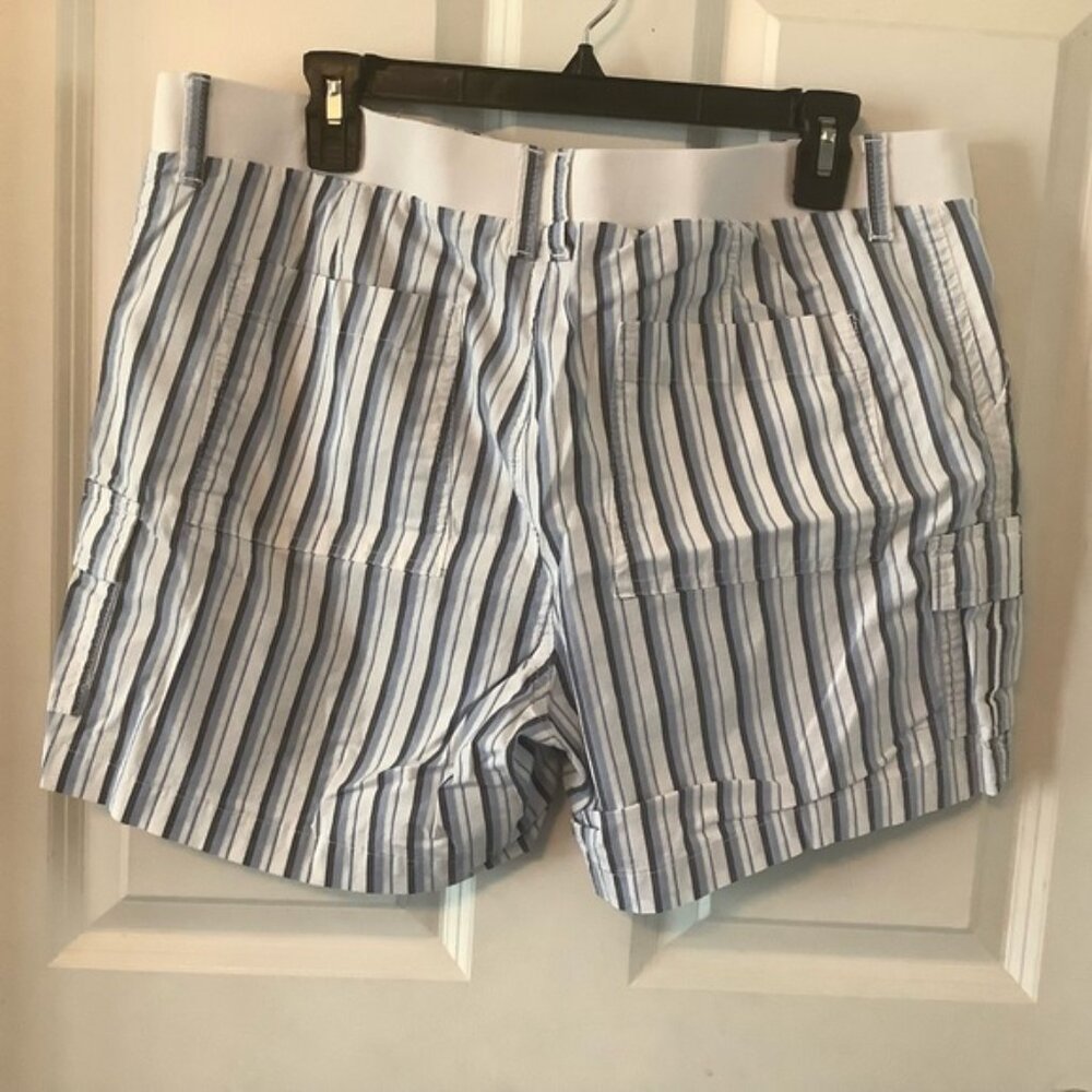 Striped short - Picture 3 of 10